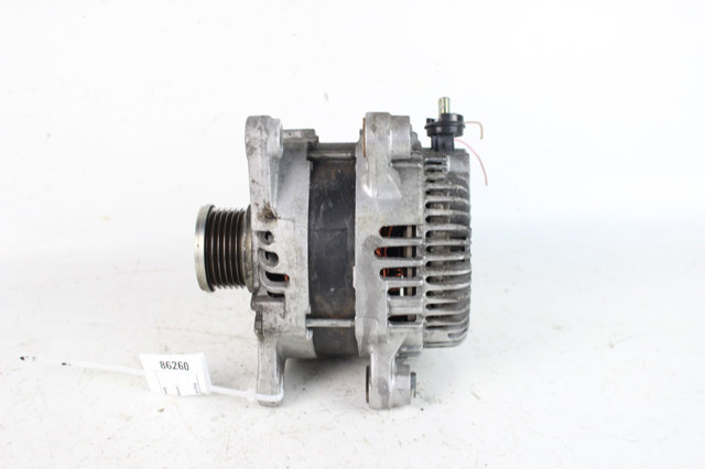 Генератор SH0118300A MAZDA