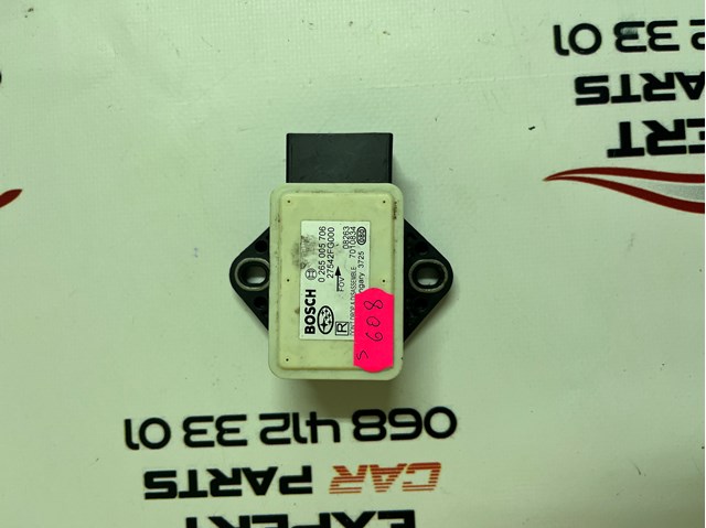Датчик поперечного прискорення (ESP) 27542FG000 SUBARU