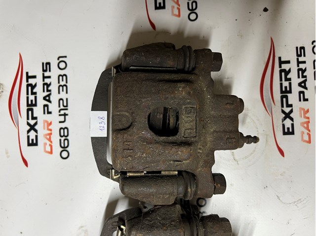 Супорт гальмівний задній правий 4783048050 TOYOTA