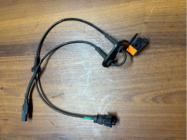 Передній правий датчик абс 58940GI000 HYUNDAI