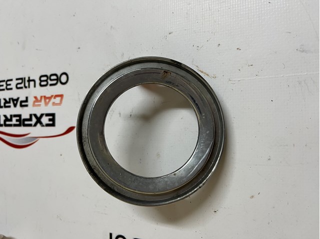 Заглушка ПТФ бампера переднього права 8148348020 TOYOTA