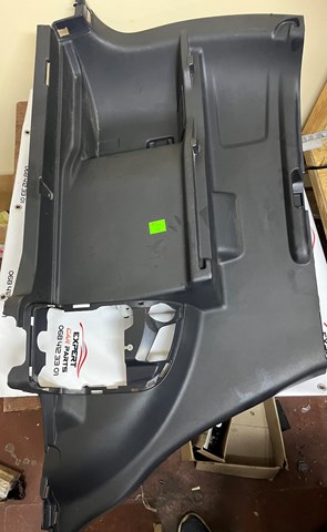 Облицювання багажного відсіку нижнє 84685SWWE01ZA HONDA