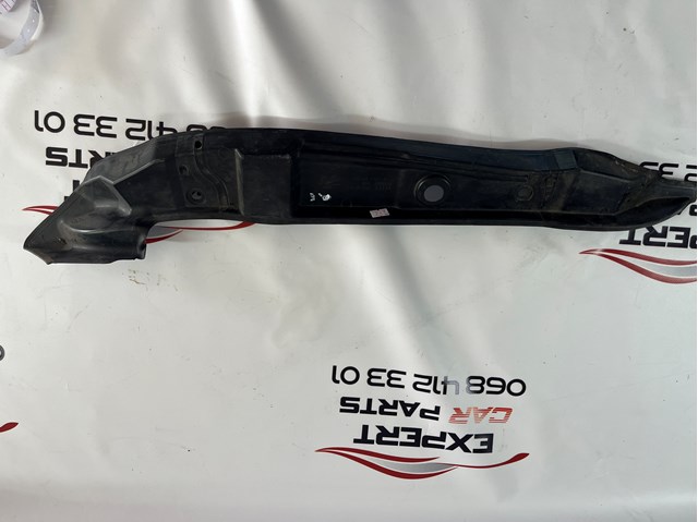 Ущільнювач крила 8R0821111C VAG