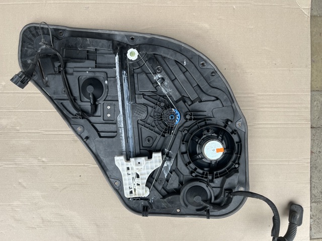 Динамік передньої двері 96330G5000 HYUNDAI
