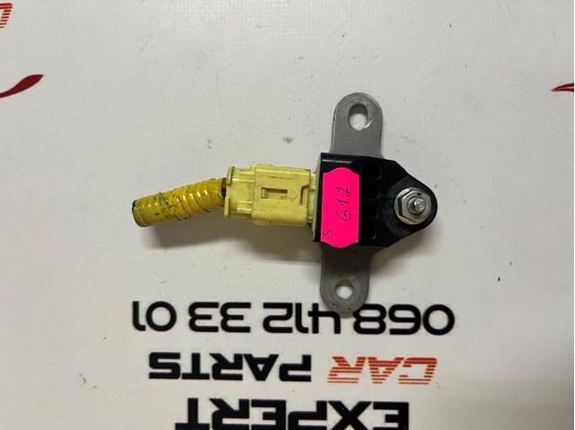 Датчик Айрбег передній 98237FG000 SUBARU