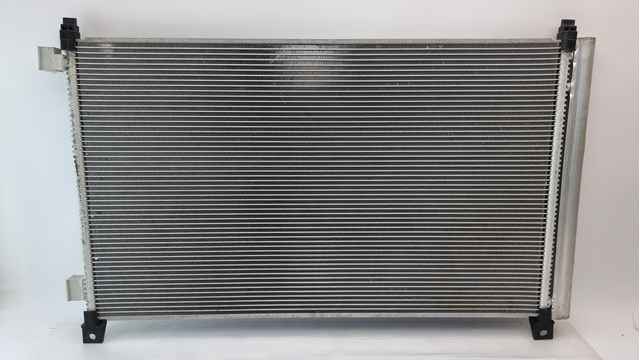 Радіатор охолодження кондиціонера 921005HA0A NISSAN