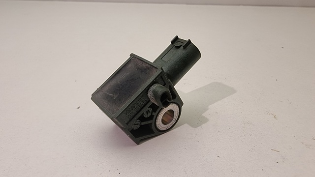 Датчик Ейрбег передній A1729056000 MERCEDES
