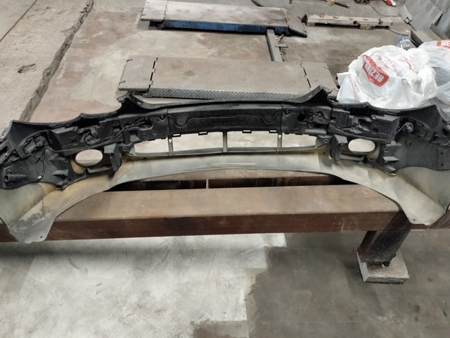 Кожух бампера переднього A2308850325 MERCEDES