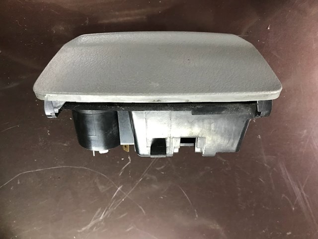 Попільничка центральної консолі 1U0857962 VAG