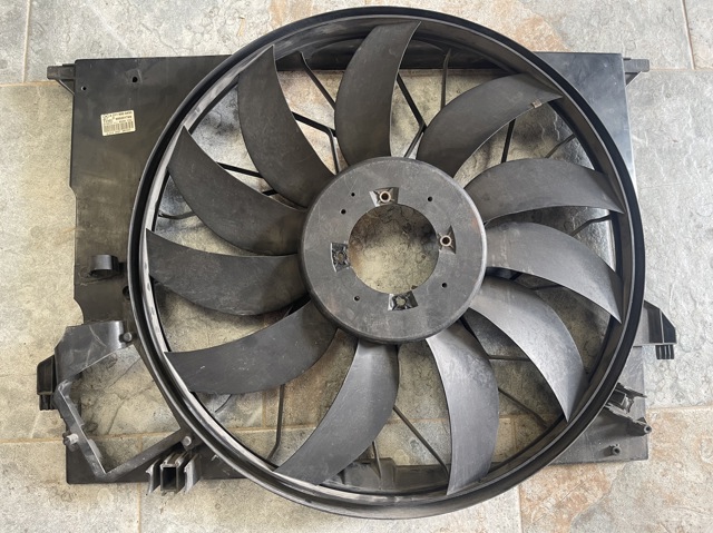 Вентилятор охолодження A2115000493 MERCEDES