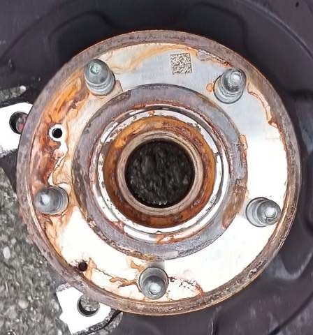 Гнучка гальмівна трубка передня 13512894 OPEL