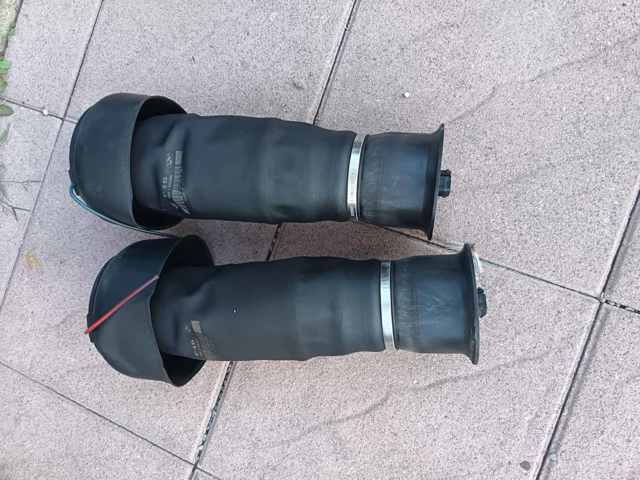 Пневмоподушка задня 37126795013 BMW
