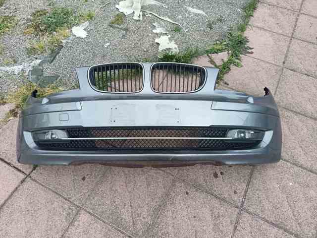 Бампер на авто 51117185124 BMW