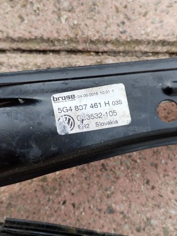 Механізм стеклопідйомника водійських дверей 5G4837461H VAG