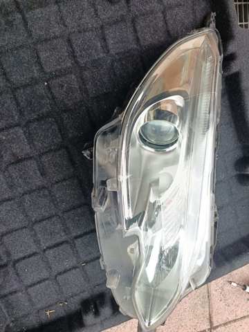 Фара передня права 9815403080 PEUGEOT