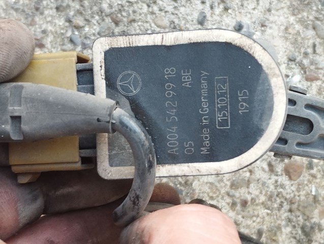 Датчик рівня положення кузова, задній A0045429918 MERCEDES