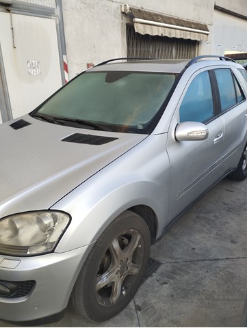 Водійські двері A1647200105 MERCEDES