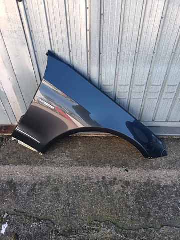 Переднє праве крило A2078800218 MERCEDES