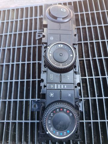Апаратура регулювання контролю кондиціонування повітря A9068301785 MERCEDES
