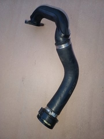 Трубка, що нагнітається SH0113332 MAZDA