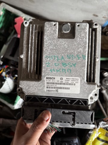 Блок двигуна 1860A906 MITSUBISHI