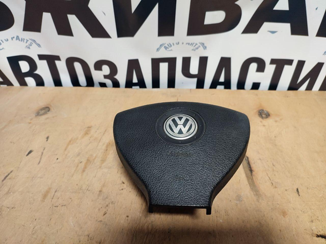 Подушка Айрбег водія 1K0880201BS1QB VAG