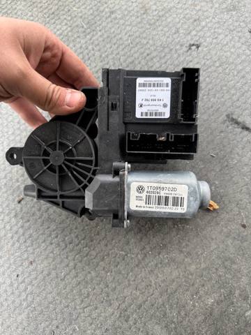 Мотор склопідйомника дверей передніх, правих 1T0959702C VAG