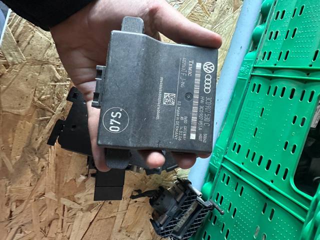 Прилади й апаратура діагностики 3C0907530C VAG