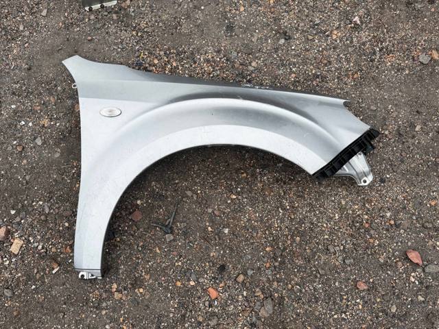 Переднє праве крило 57120SC0219P SUBARU