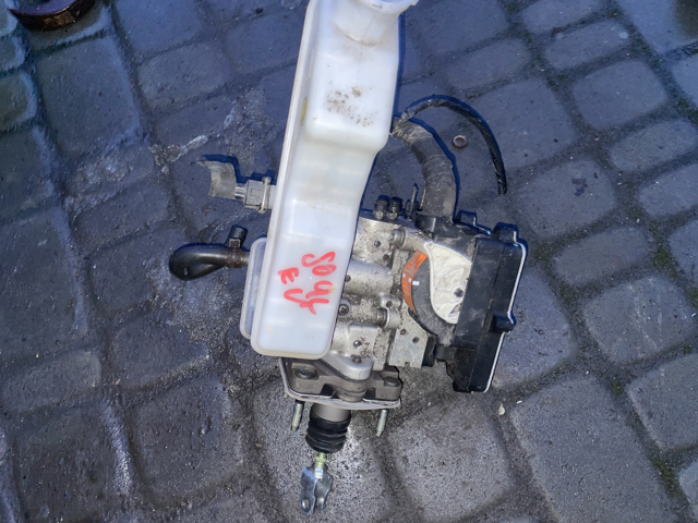 Циліндр гальмівний, головний 58500E4200 HYUNDAI