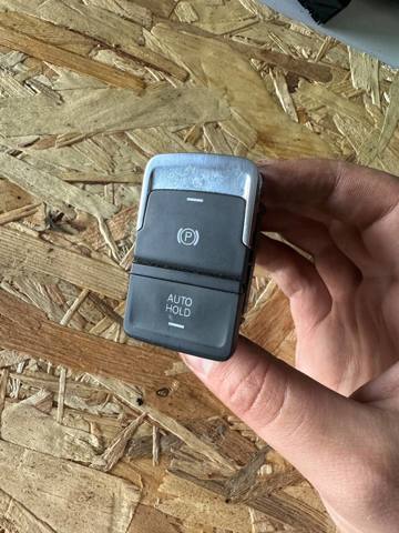 Кнопка електромеханічного гальма стоянки 5G0927225D VAG