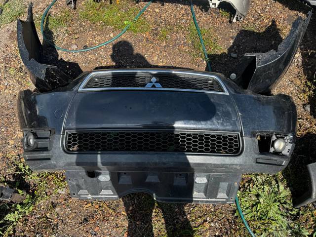 Бампер передній в зборі Mitsubishi Colt VII