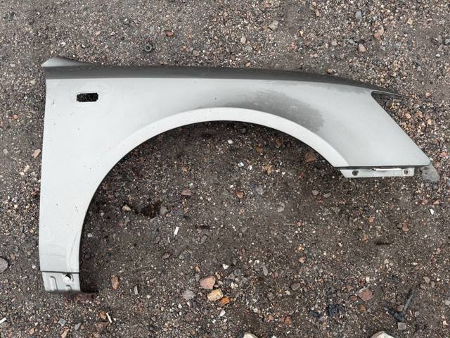 Переднє праве крило 663203K200 HYUNDAI