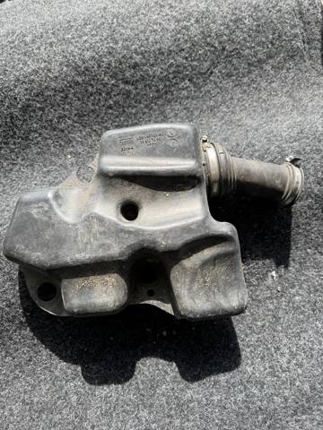 Резонатор повітряного фільтра 6G919F763BC FORD