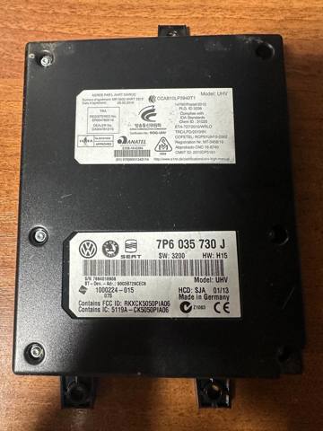 Блок керування Bluetooth 7P6035730J VAG