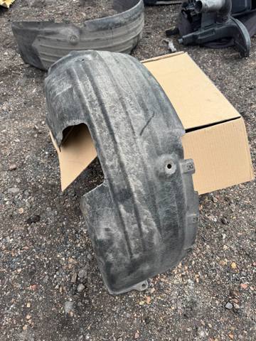 Підкрилок задній правий 86822E4000 HYUNDAI
