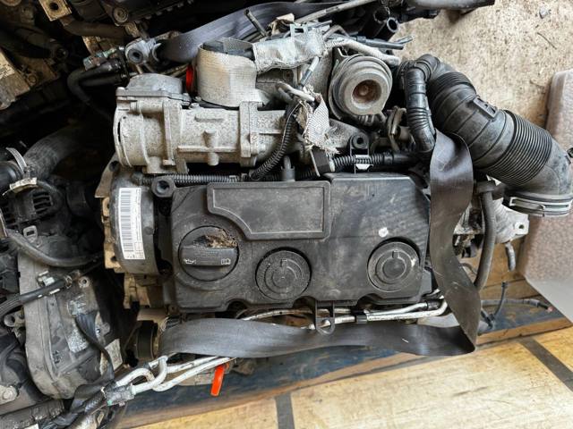Мотор в зборі Volkswagen Touran I