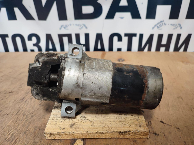 Стартер двигуна M000T87681 MAZDA