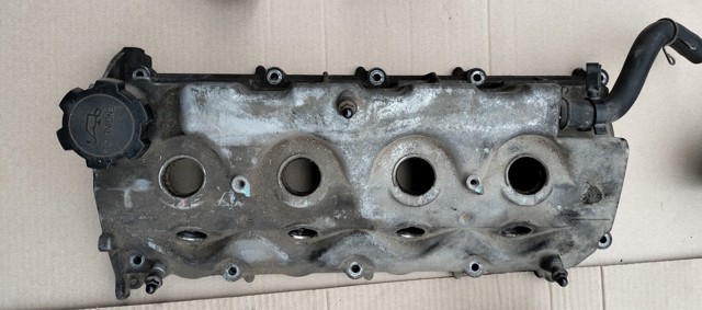 Кришка клапанів 1120127012 TOYOTA