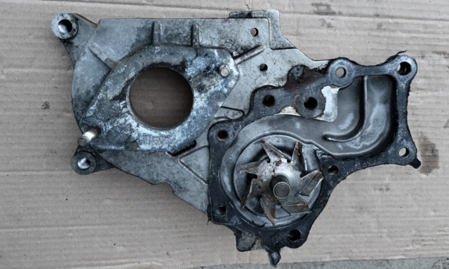 Насос системи охолодження 1610029135 TOYOTA
