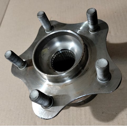 Маточини задніх коліс 432024GA0B NISSAN