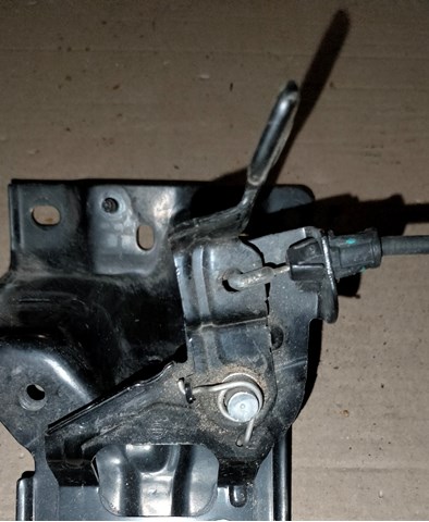 Язичок відкривання капота 656034CL1C NISSAN