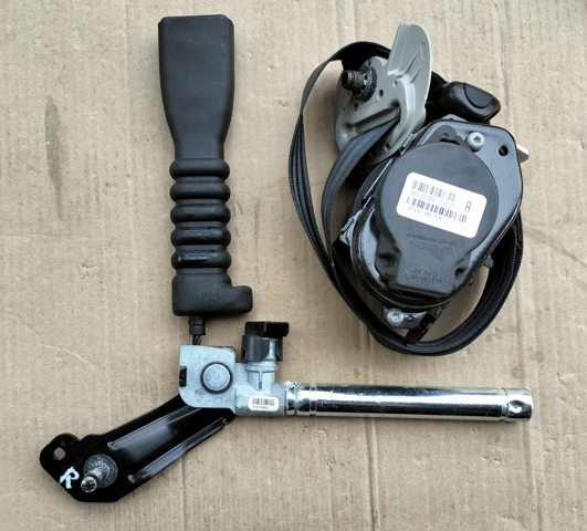 Ремені безпеки 88820C6500BGA HYUNDAI