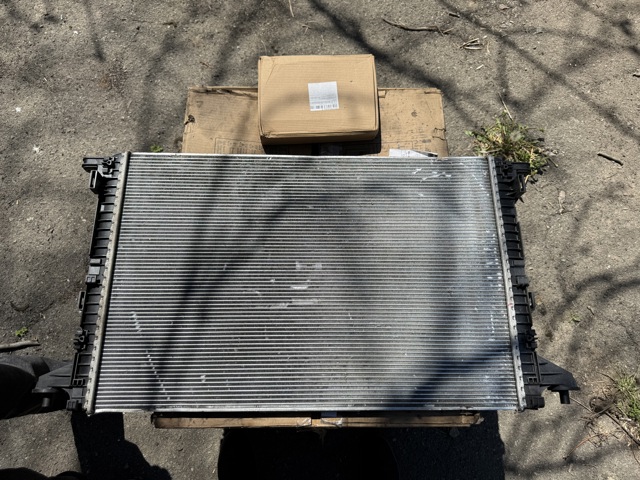 Радіатор основний 8W0121251K VAG