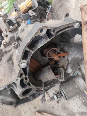 Ручна коробка передач 32010EQ068 NISSAN