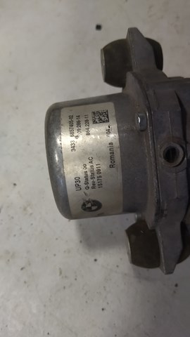 Насос вакуумний 34336857405 BMW