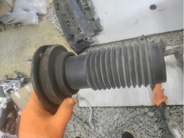 Кріплення переднього амортизатора 68027000AA CHRYSLER