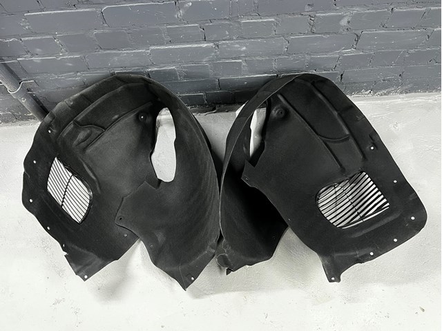Підкрилок передній лівий 4L0809961E VAG