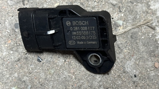 MAP сенсор 0281006077 OPEL