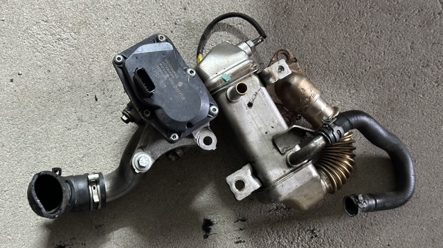 Клапан EGR 147100789R RENAULT